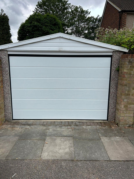 Wisniowski M-Ribbed Silkline Sectional Door