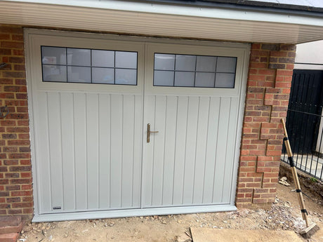 Teckentrup Traditional Standard Ribbed Vertical Door